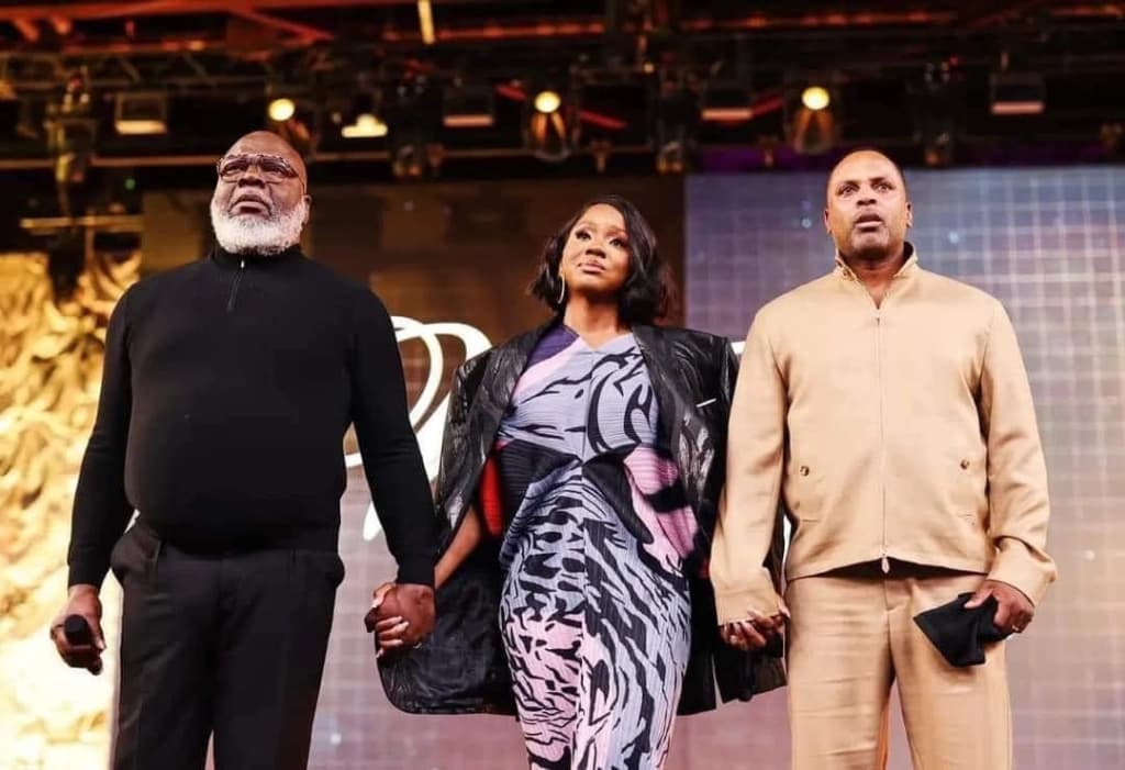 Bishop T.D Jakes hands leadership of church to daughter as he steps down after 3 decades