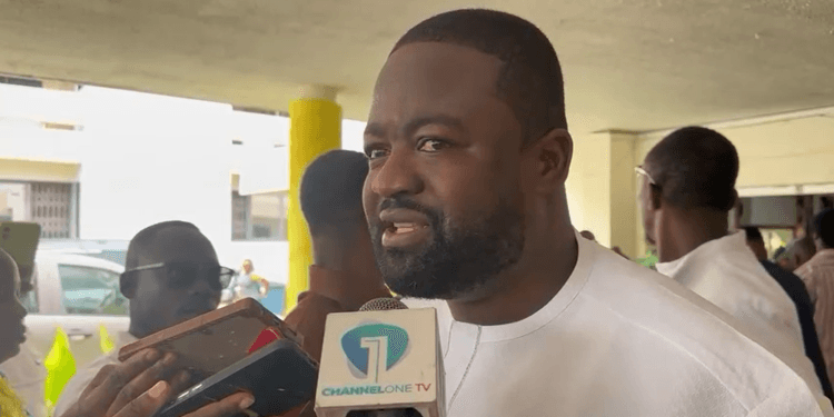 Paul Afotey Quaye becomes MCE for Krowor
