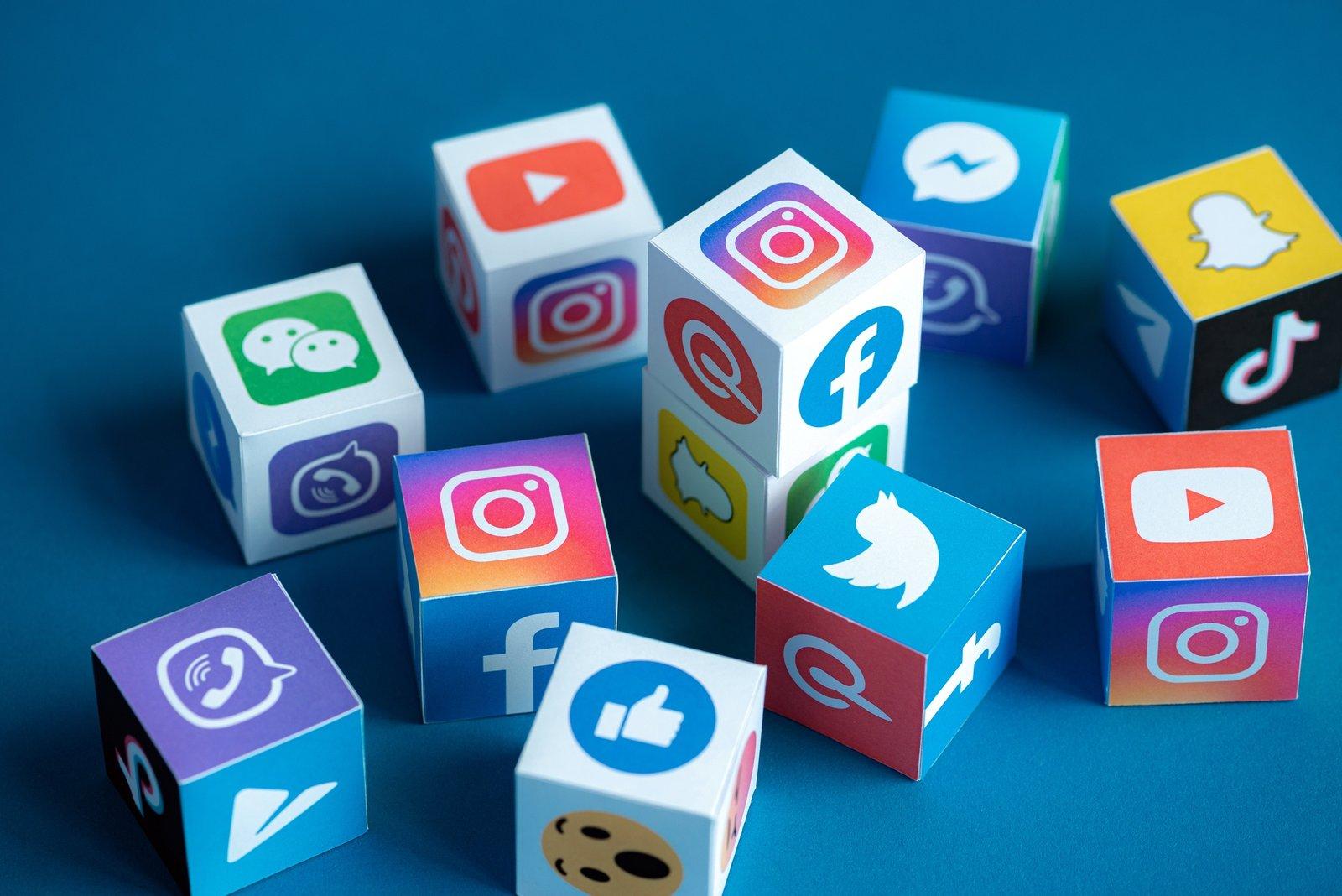 nigeria-placed-5th-among-20-countries-with-highest-social-media-usage