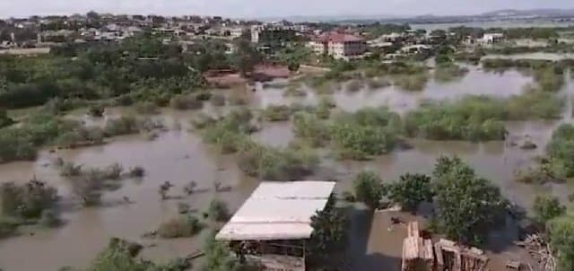 spillage-of-irrigation-dam-in-dawhenya-displaces-hundreds