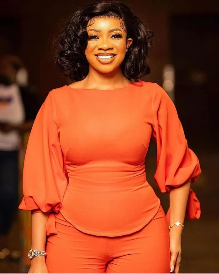 a-kind-partner-is-better-than-a-rich-one-serwaa-amihere