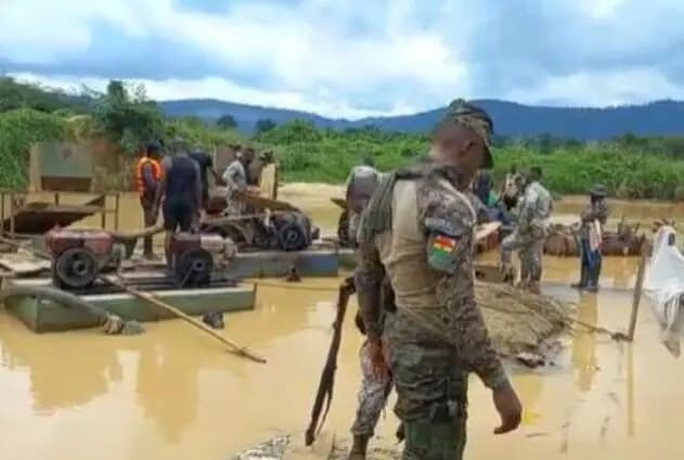 3-chanfans-in-birim-river-destroyed-by-military