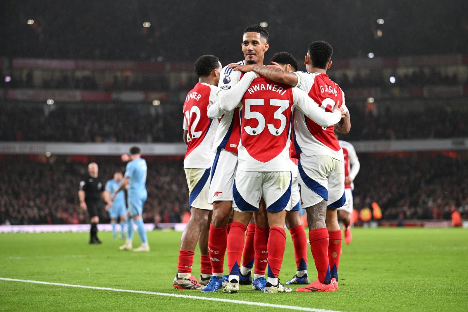 Arsenal overcome Nottingham Forest