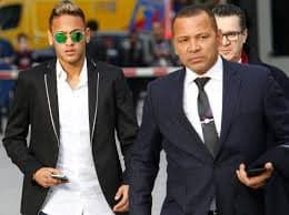 neymars-father-says-the-star-wants-to-sign-an-extended-contract-with-santos