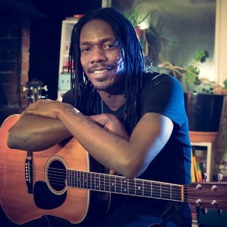 you-wont-live-past-age-35-if-you-spend-your-wealth-on-gangsterism-kenyatta-hill-to-musicians